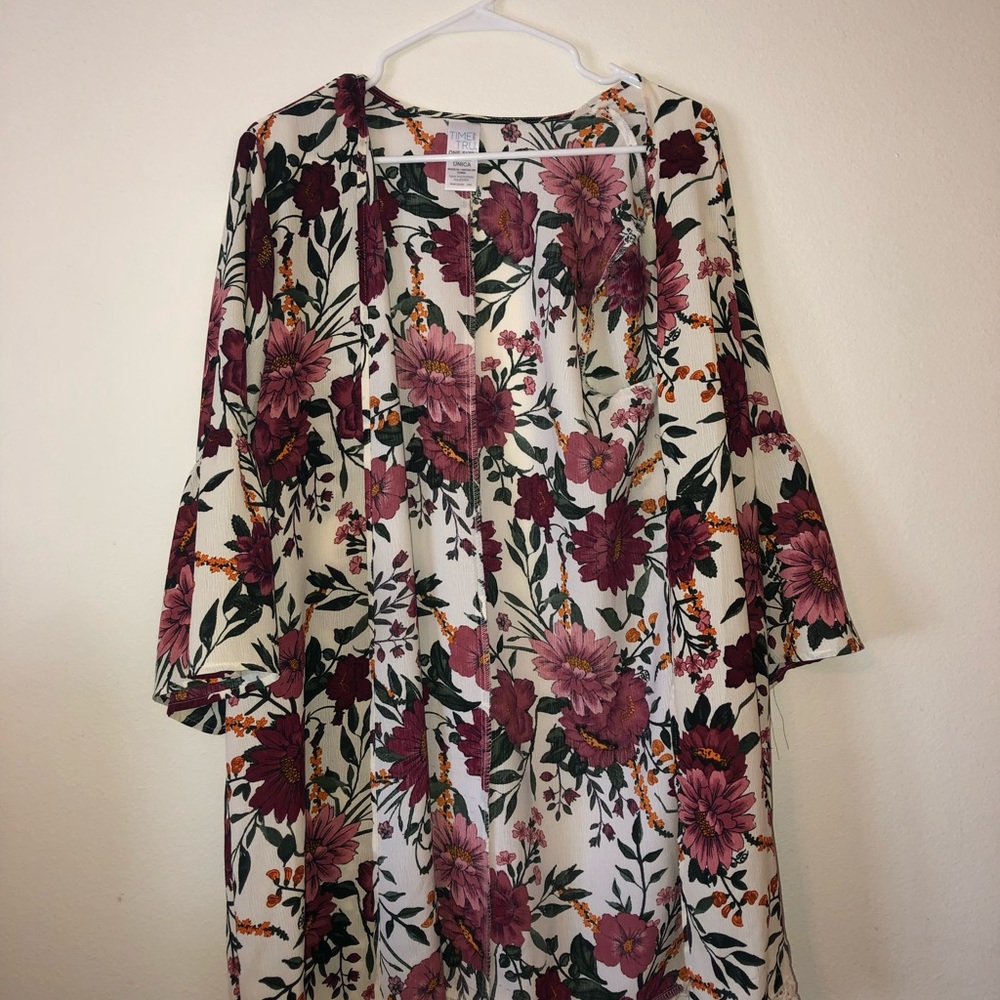 Floral chiffon kimono